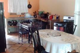 2 Bedrooms 1 Bathrooms, House for Sale in May Pen