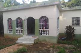 3 Bedrooms 2 Bathrooms, House for Sale in Spanish Town