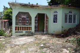 2 Bedrooms 1 Bathrooms, House for Sale in Steer Town