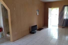 2 Bedrooms 1 Bathrooms, House for Sale in Steer Town