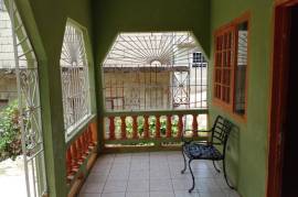 2 Bedrooms 1 Bathrooms, House for Sale in Steer Town