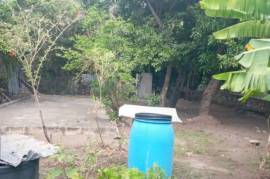 2 Bedrooms 1 Bathrooms, House for Sale in Kingston 17