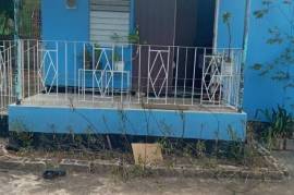 2 Bedrooms 1 Bathrooms, House for Sale in Kingston 17