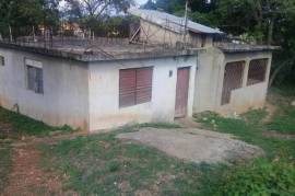 3 Bedrooms 2 Bathrooms, House for Sale in Spanish Town