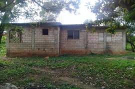 3 Bedrooms 2 Bathrooms, House for Sale in Spanish Town