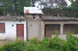 3 Bedrooms 2 Bathrooms, House for Sale in Spanish Town