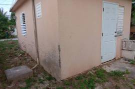 1 Bathrooms, House for Sale in May Pen