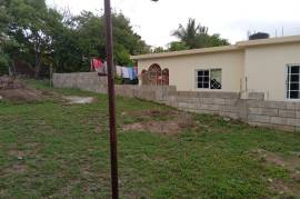 1 Bathrooms, House for Sale in May Pen