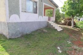 2 Bedrooms 1 Bathrooms, House for Sale in Junction