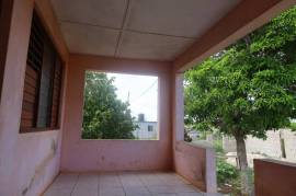 2 Bedrooms 1 Bathrooms, House for Sale in Junction