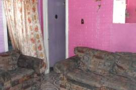 3 Bedrooms 1 Bathrooms, House for Sale in Kingston 13