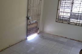 2 Bedrooms 2 Bathrooms, House for Sale in Maroon Town