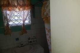 2 Bedrooms 1 Bathrooms, House for Sale in Spanish Town