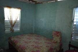 2 Bedrooms 1 Bathrooms, House for Sale in Trout Hall