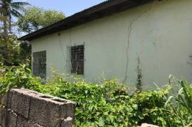 2 Bedrooms 1 Bathrooms, House for Sale in Spanish Town