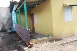 2 Bedrooms 1 Bathrooms, House for Sale in Kingston 11