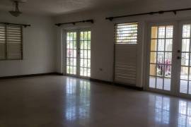 4 Bedrooms 5 Bathrooms, House for Rent in Kingston 8