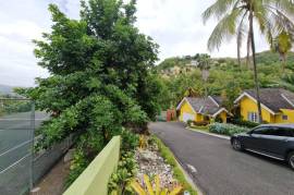 3 Bedrooms 4 Bathrooms, House for Rent in Kingston 8