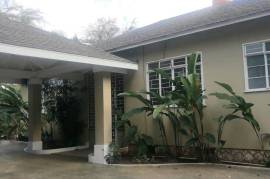 4 Bedrooms 5 Bathrooms, House for Rent in Kingston 9