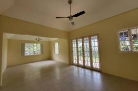 5 Bedrooms 5 Bathrooms, House for Rent in Kingston 8