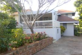 4 Bedrooms 4 Bathrooms, House for Rent in Duncans