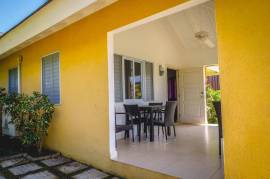 3 Bedrooms 3 Bathrooms, House for Rent in Saint Ann's Bay