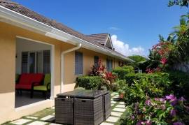 3 Bedrooms 2 Bathrooms, House for Rent in Saint Ann's Bay