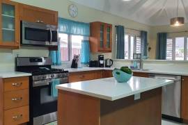 3 Bedrooms 2 Bathrooms, House for Rent in Saint Ann's Bay