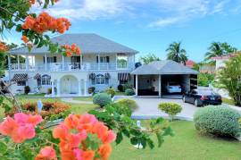 4 Bedrooms 4 Bathrooms, House for Rent in Montego Bay