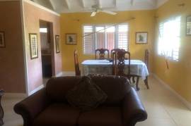 3 Bedrooms 2 Bathrooms, House for Rent in Saint Ann's Bay