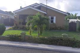 3 Bedrooms 3 Bathrooms, House for Rent in Ocho Rios