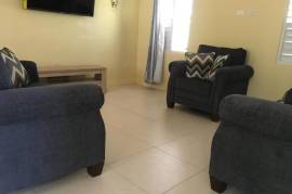 3 Bedrooms 2 Bathrooms, House for Rent in Runaway Bay