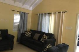 3 Bedrooms 2 Bathrooms, House for Rent in Runaway Bay