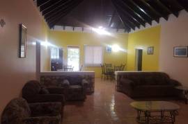 4 Bedrooms 3 Bathrooms, House for Rent in Montego Bay