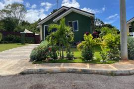 2 Bedrooms 2 Bathrooms, House for Rent in Ocho Rios