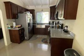 2 Bedrooms 2 Bathrooms, House for Rent in Ocho Rios