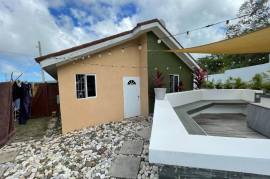 2 Bedrooms 2 Bathrooms, House for Rent in Ocho Rios