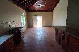 4 Bedrooms 2 Bathrooms, House for Rent in Saint Ann's Bay