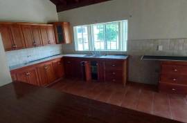 4 Bedrooms 2 Bathrooms, House for Rent in Saint Ann's Bay