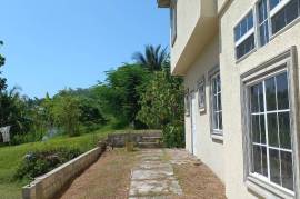 4 Bedrooms 2 Bathrooms, House for Rent in Saint Ann's Bay