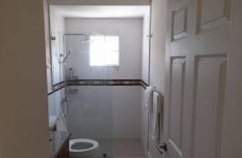 2 Bedrooms 2 Bathrooms, House for Rent in Lucea