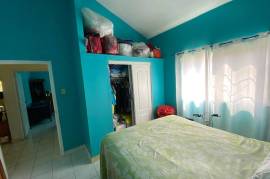 3 Bedrooms 2 Bathrooms, House for Rent in Greater Portmore