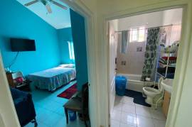 3 Bedrooms 2 Bathrooms, House for Rent in Greater Portmore