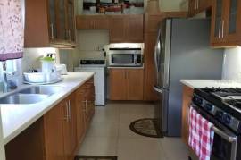 3 Bedrooms 2 Bathrooms, House for Rent in Laughlands