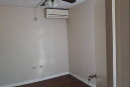 3 Bedrooms 2 Bathrooms, House for Rent in Kingston 6