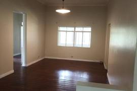 3 Bedrooms 2 Bathrooms, House for Rent in Kingston 6