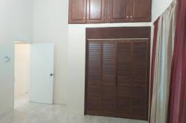 4 Bedrooms 2 Bathrooms, House for Rent in Kingston 10