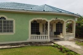 3 Bedrooms 2 Bathrooms, House for Rent in Duncans