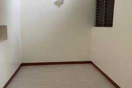 3 Bedrooms 3 Bathrooms, House for Rent in Kingston 8