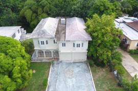 3 Bedrooms 3 Bathrooms, House for Rent in Montego Bay